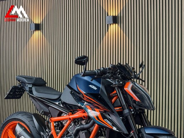 ktm - 1290-super-duke-r-evo