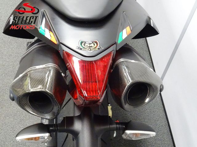 aprilia - dorsoduro-900