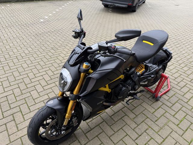 ducati - diavel-1260-s