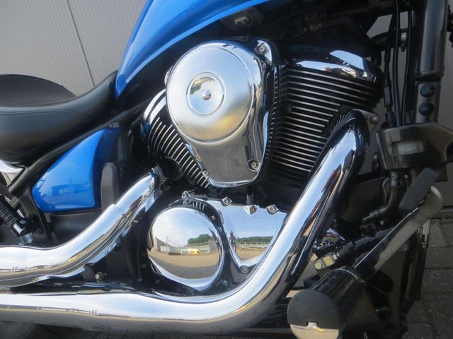 kawasaki - vn-900-custom