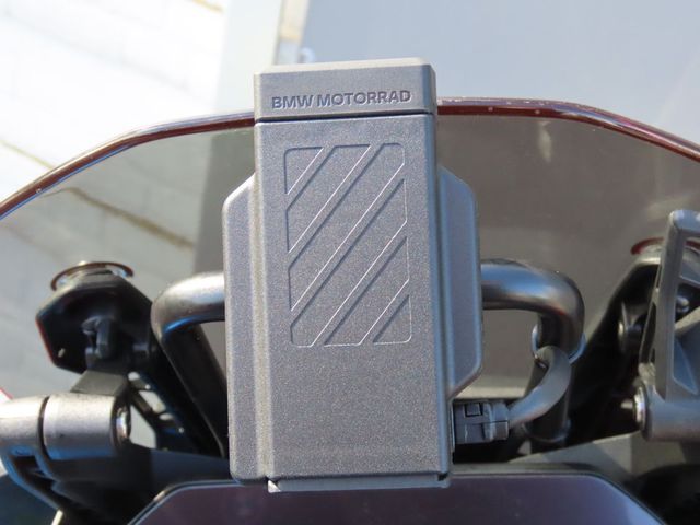 bmw - m-1000-xr