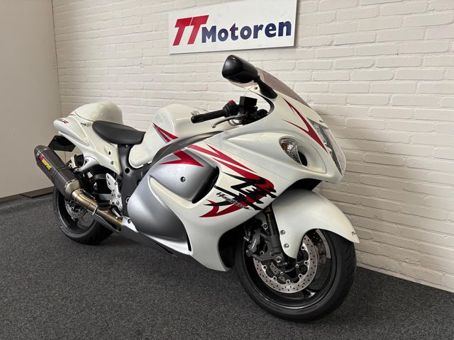 suzuki - gsx-r-1300-hayabusa