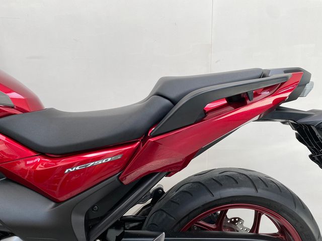 honda - nc-750-s-dct