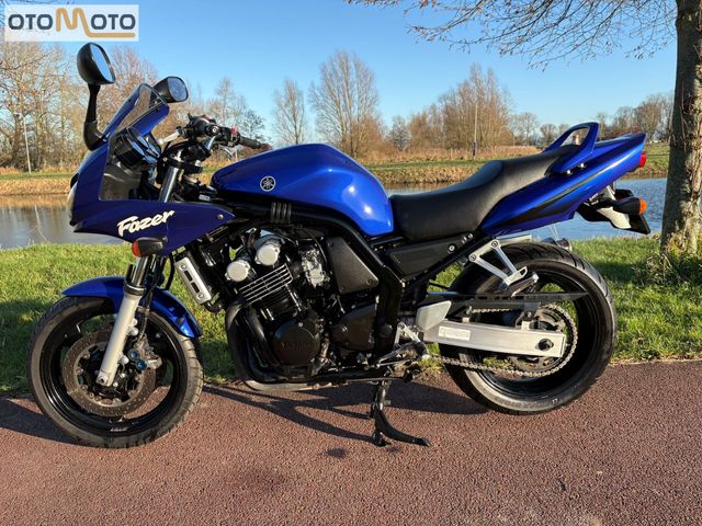 yamaha - fzs-600-fazer