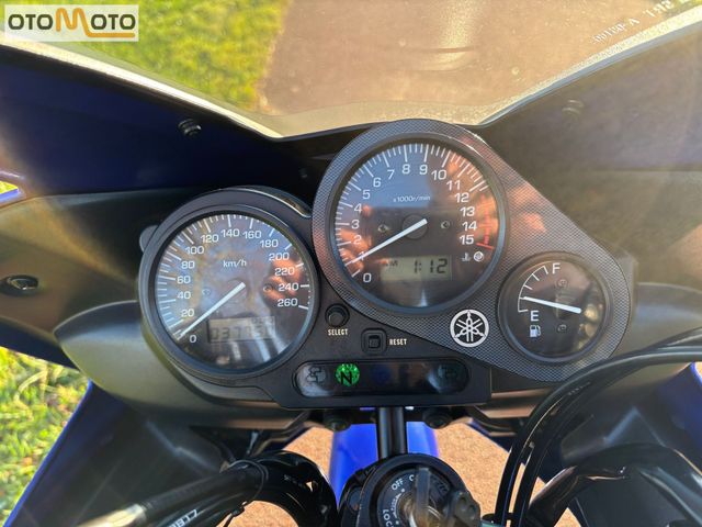 yamaha - fzs-600-fazer