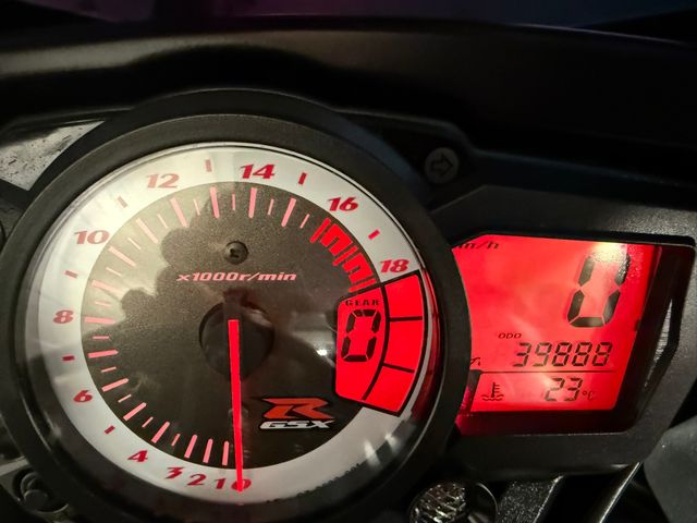 suzuki - gsx-r-600
