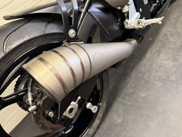 suzuki - gsx-r-600