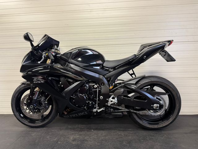 suzuki - gsx-r-600