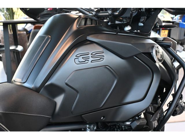 bmw - r-1200-gs-adventure