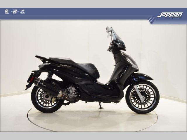 piaggio - beverly-300
