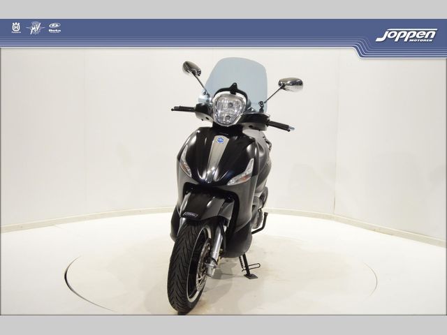 piaggio - beverly-300