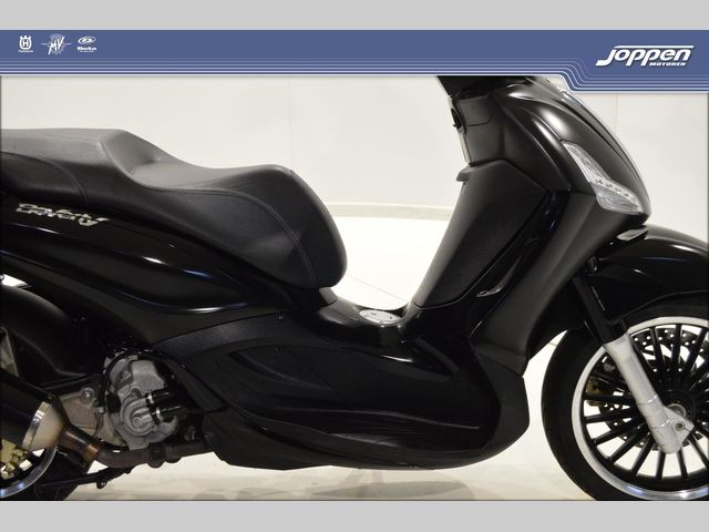piaggio - beverly-300