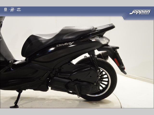 piaggio - beverly-300