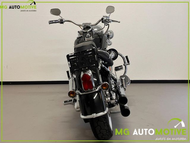 harley-davidson - softail-deluxe-flstn