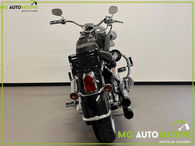 harley-davidson - softail-deluxe-flstn