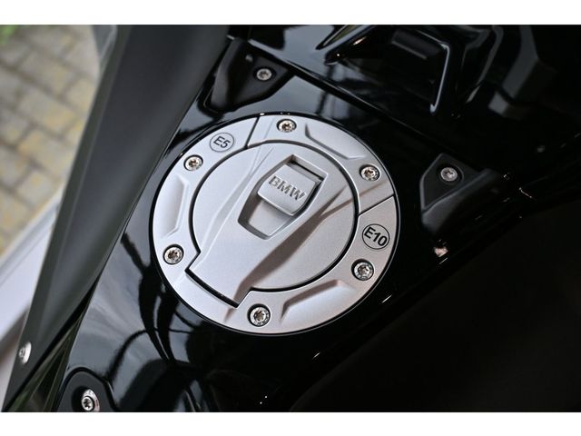 bmw - r-1300-gs-adventure-triple-black