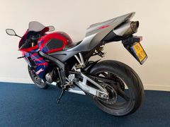 Honda Sport CBR 600RR PC37 Facelift IN Nieuwstaat 2006 occasion – foto 17 van 22