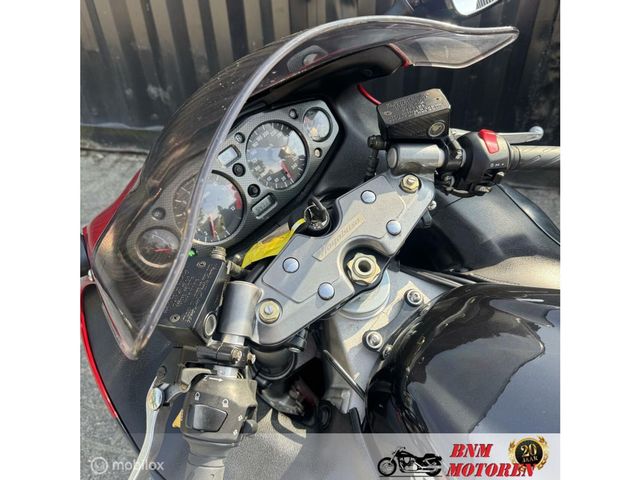 suzuki - gsx-r-1300-hayabusa