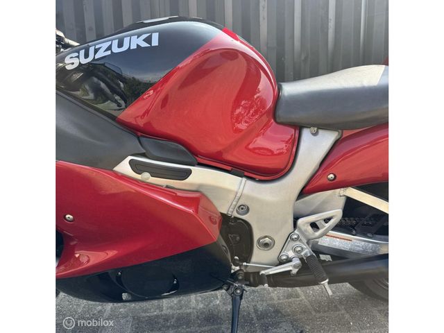 suzuki - gsx-r-1300-hayabusa