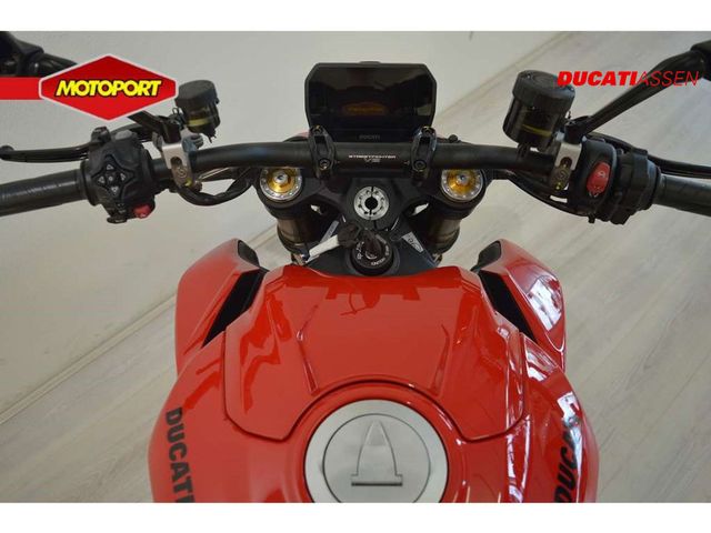 ducati - streetfighter-v2
