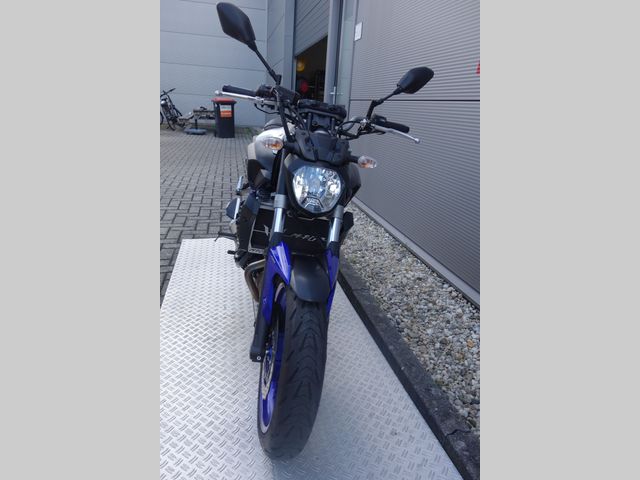 yamaha - mt-07-abs