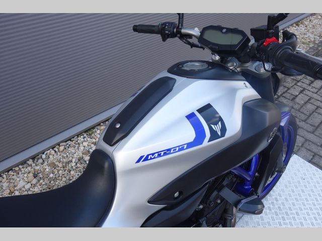 yamaha - mt-07-abs