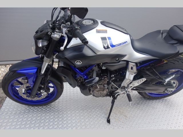 yamaha - mt-07-abs