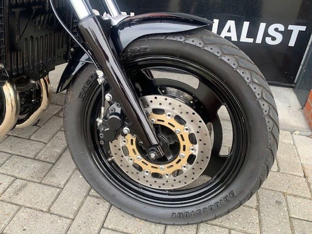 yamaha - vmx-1200-v-max