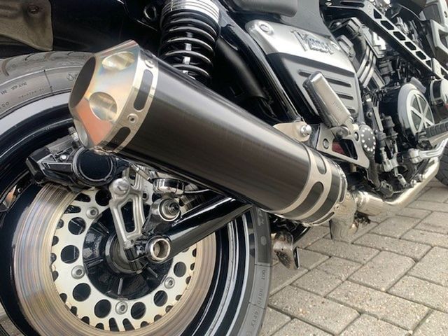 yamaha - vmx-1200-v-max