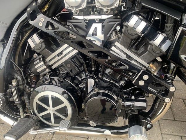 yamaha - vmx-1200-v-max