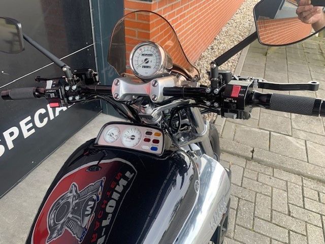 yamaha - vmx-1200-v-max