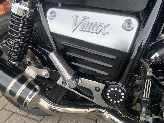 yamaha - vmx-1200-v-max
