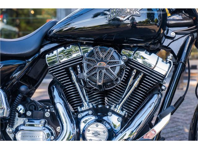 harley-davidson - road-king-classic-flhrc