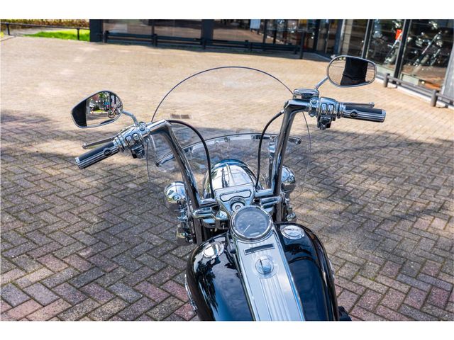 harley-davidson - road-king-classic-flhrc