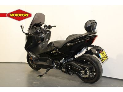 YAMAHA TMAX TECH MAX 560 – foto 4