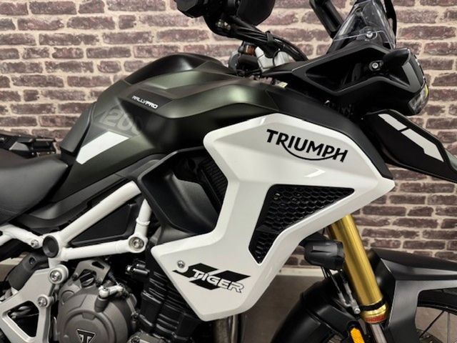 triumph - tiger-1200-rally-pro