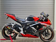 SUZUKI GSX-R 750