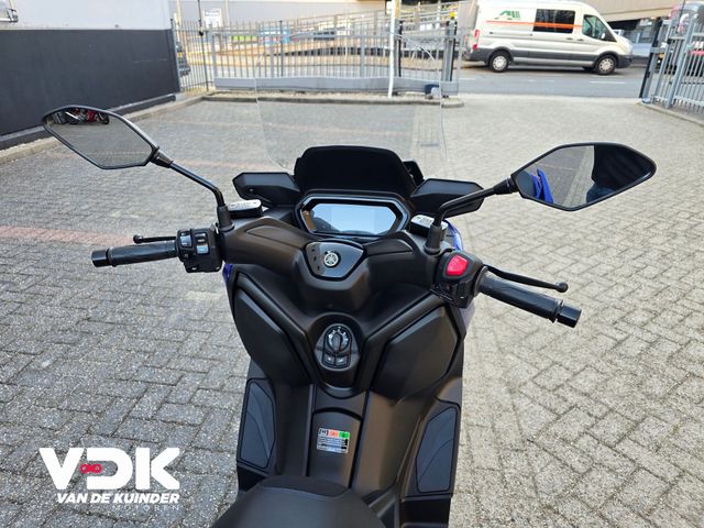 yamaha - x-max-300-abs