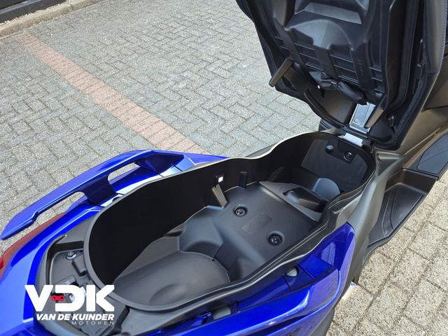 yamaha - x-max-300-abs