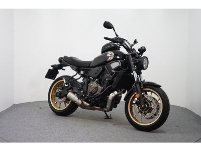 YAMAHA XSR 700 – foto 2