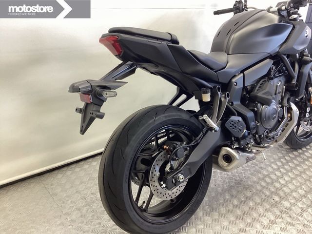 yamaha - mt-07-y-amt