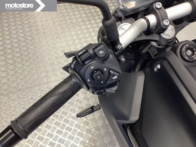 yamaha - mt-07-y-amt