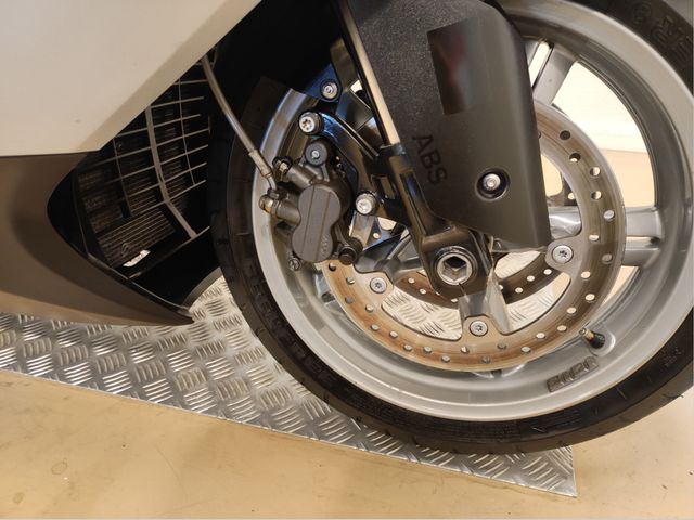 bmw - c-650-gt