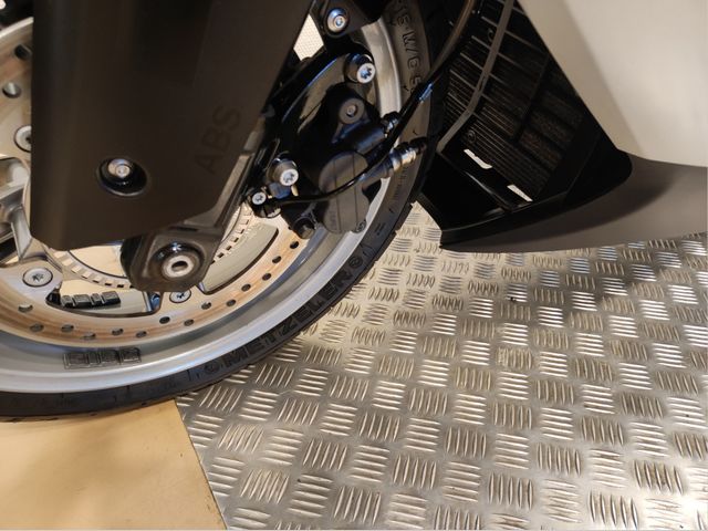 bmw - c-650-gt