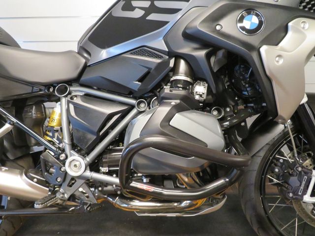 bmw - r-1250-gs-triple-black