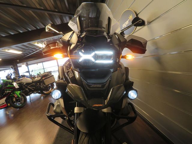 bmw - r-1250-gs-triple-black
