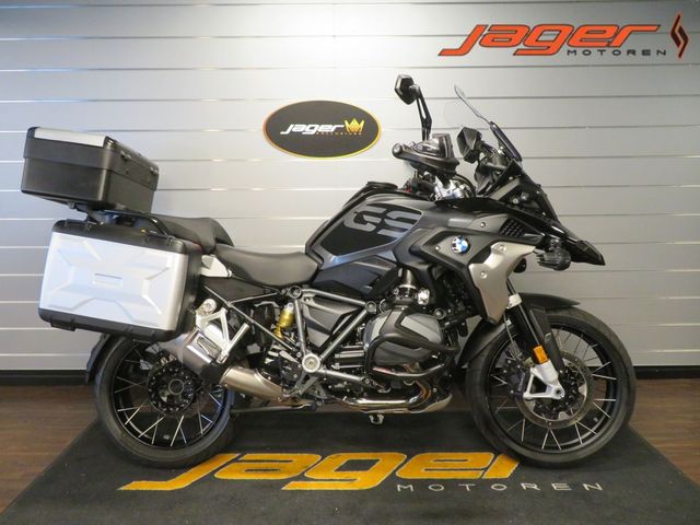bmw - r-1250-gs-triple-black
