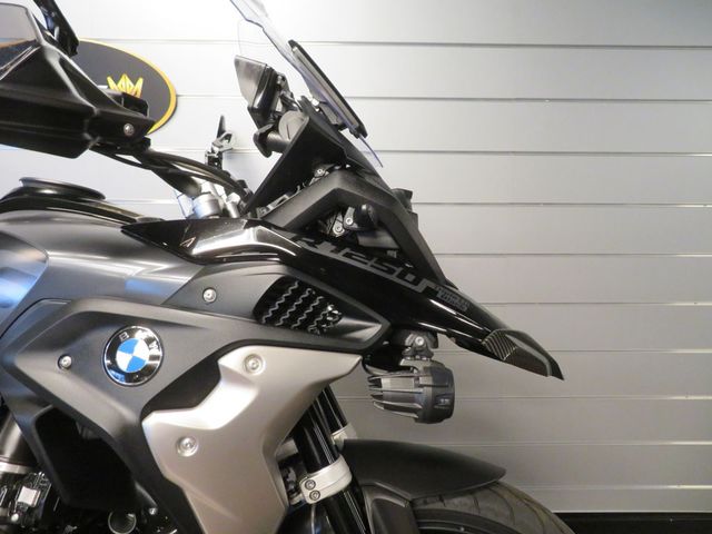 bmw - r-1250-gs-triple-black