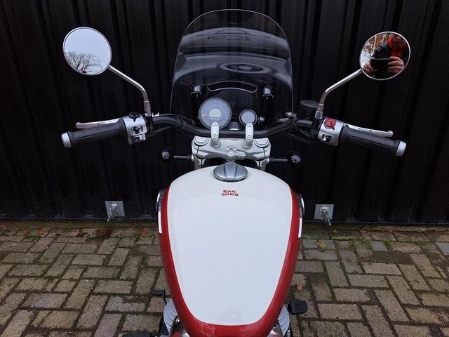 royal-enfield - super-meteor-650