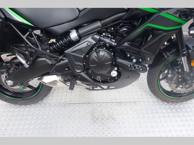 kawasaki - versys-650-grand-tourer
